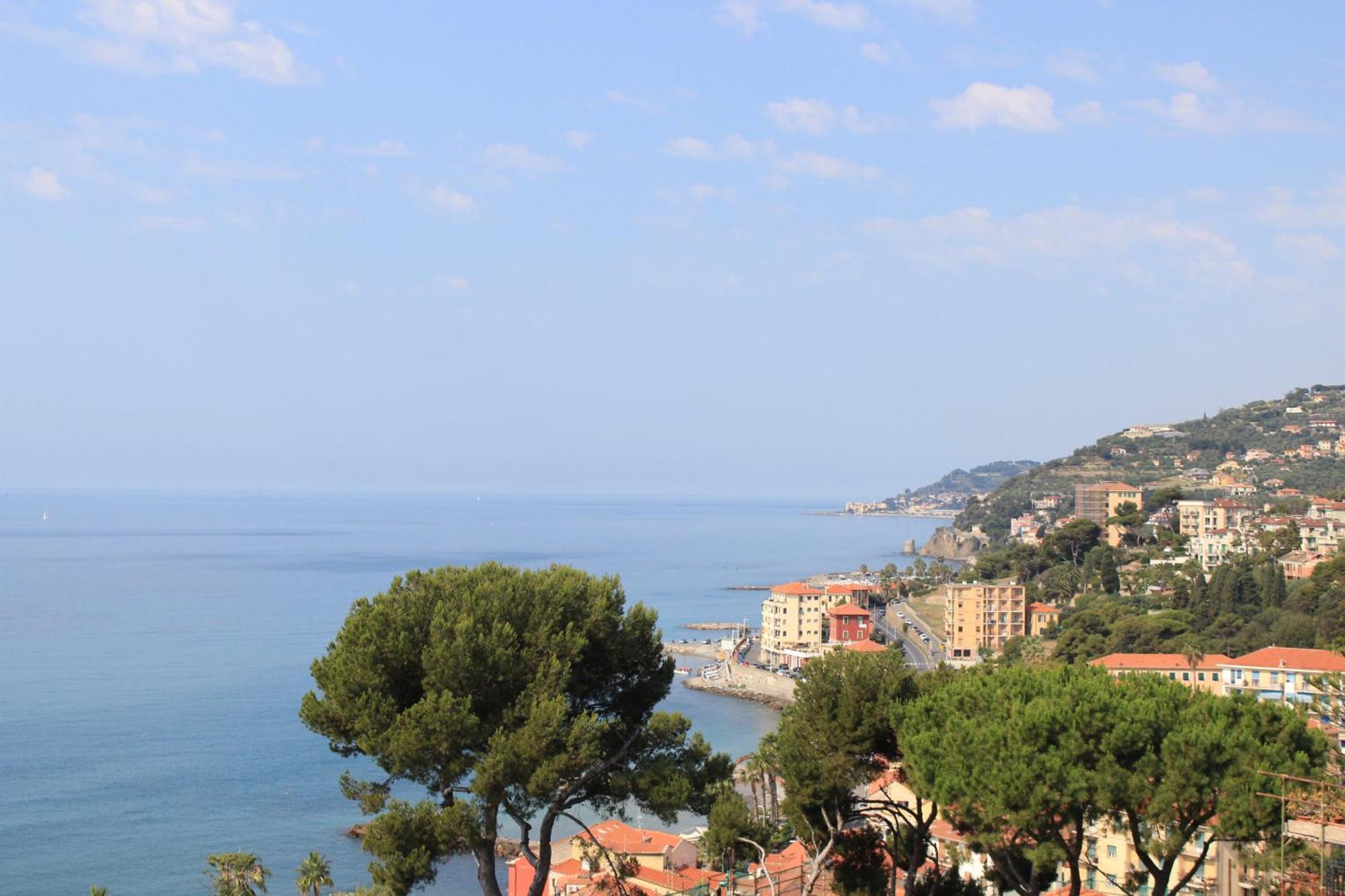 Casa Vacanze Merletto Imperia Zewnętrze zdjęcie