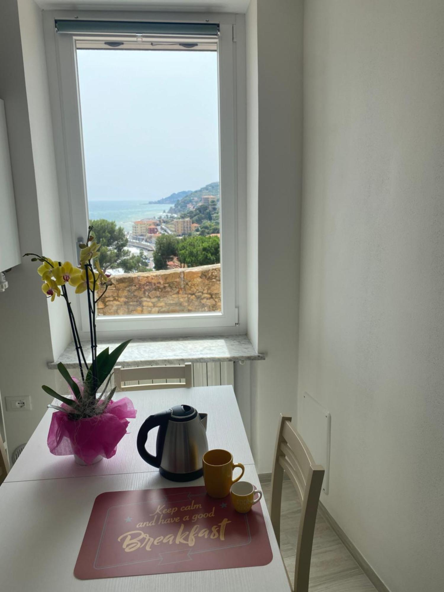 Casa Vacanze Merletto Imperia Zewnętrze zdjęcie